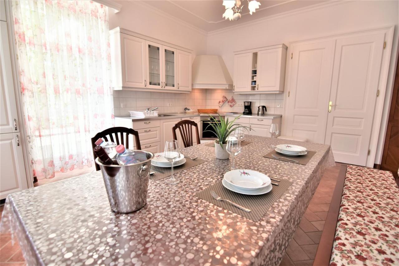 Vila Kljuce Apartments Блед Екстериор снимка