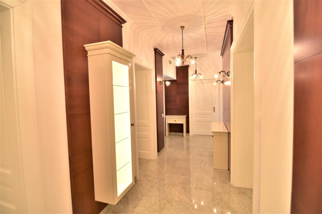 Vila Kljuce Apartments Блед Екстериор снимка