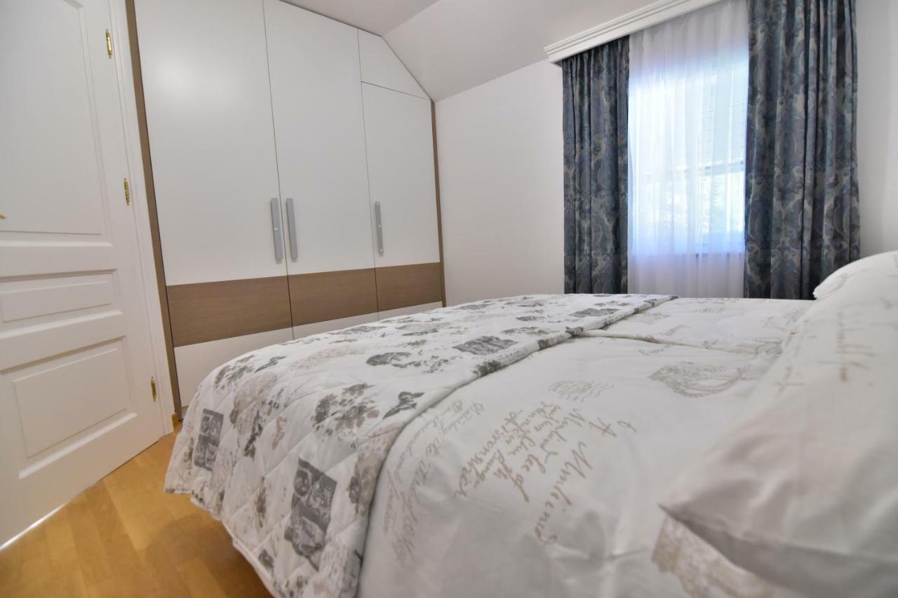 Vila Kljuce Apartments Блед Екстериор снимка
