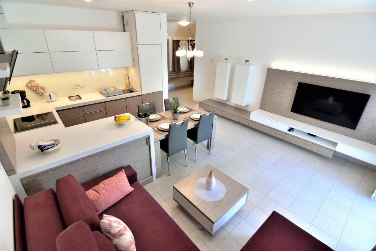 Vila Kljuce Apartments Блед Екстериор снимка